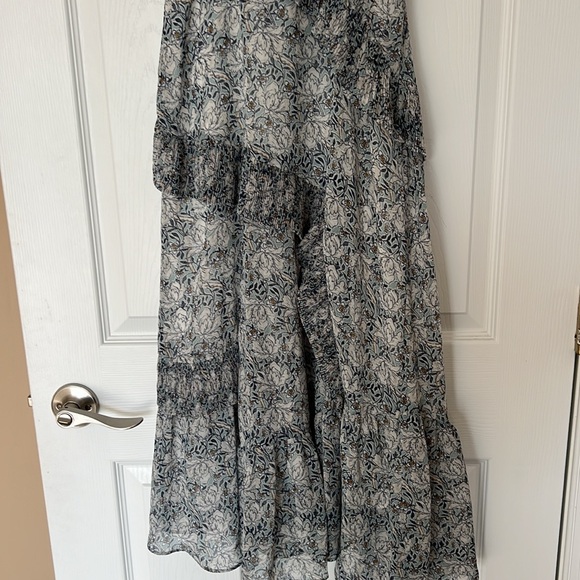 Lulu’s Dress - Picture 6 of 6